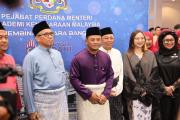 taat-setia-madani-1