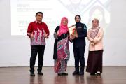 perhimpunan-dis-10